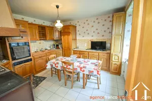 House for sale la croisille sur briance, limousin, Li811 Image - 16